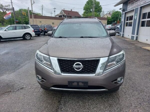 2013 Nissan Pathfinder Platinum 184,529 mi