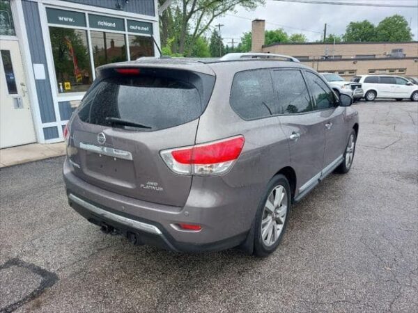 2013 Nissan Pathfinder Platinum 184,529 mi - Image 4