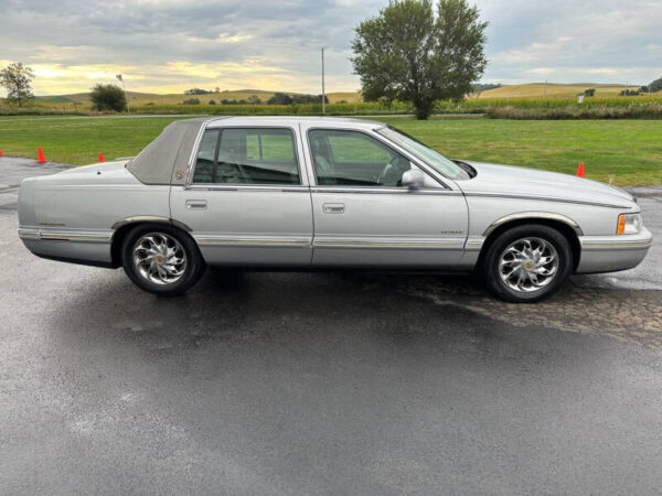1999 Cadillac DeVille