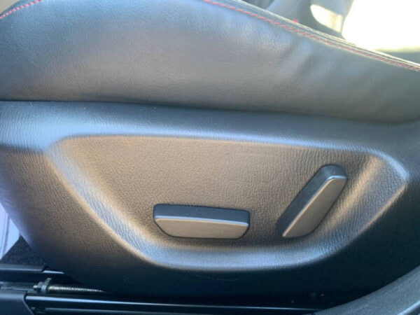 2014 Mazda MAZDA3 - Image 14