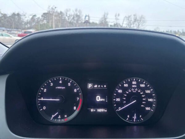 2016 Hyundai Sonata - Image 13