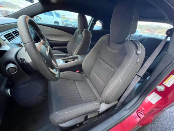 2015 Chevrolet Camaro - Image 11