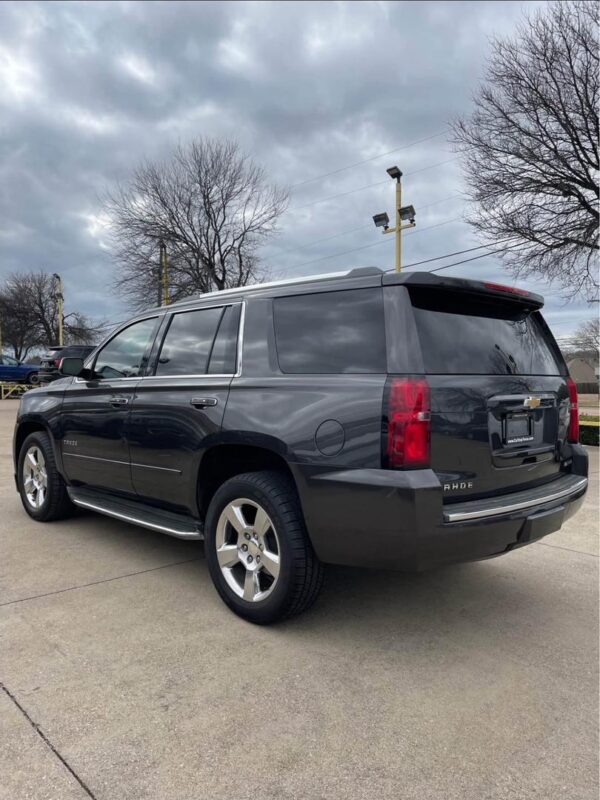 2017 Chevrolet Tahoe - Image 3