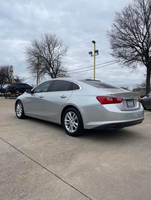 2017 Chevrolet Malibu Hybrid Sedan - Image 5