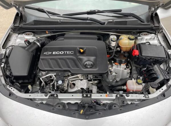 2017 Chevrolet Malibu Hybrid Sedan - Image 6