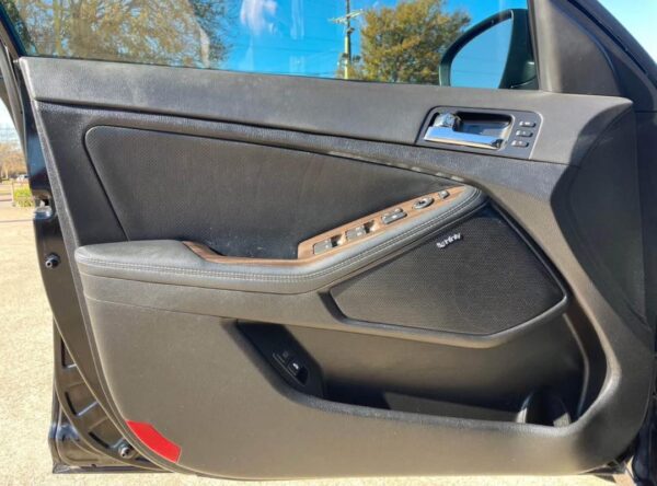 2014 Kia optima - Image 7