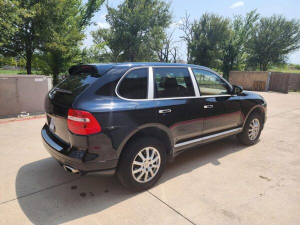 2009 Porsche Cayenne - Image 7