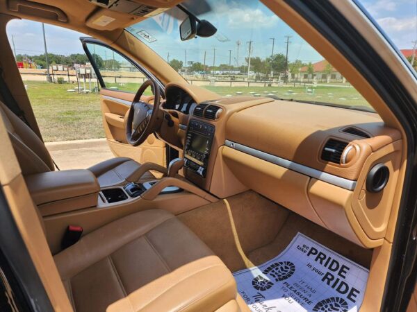 2009 Porsche Cayenne - Image 16