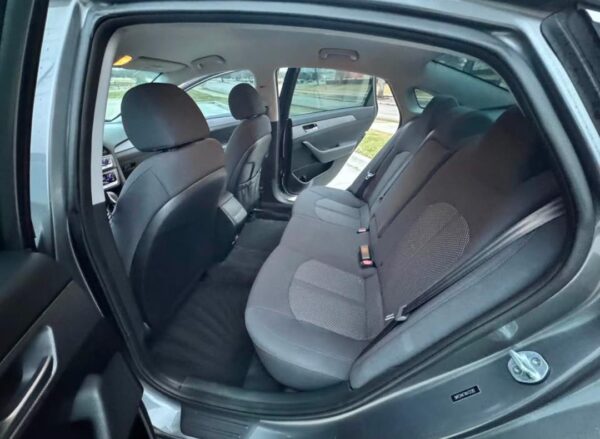 2019 Hyundai Sonata - Image 6
