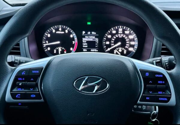 2019 Hyundai Sonata - Image 9