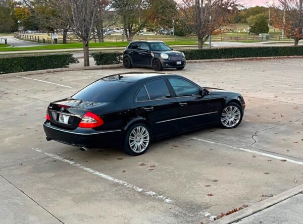 2008 mercedes E350 - Image 4