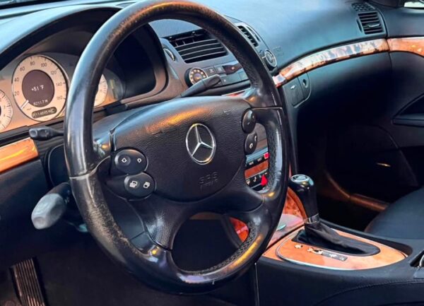 2008 mercedes E350 - Image 6