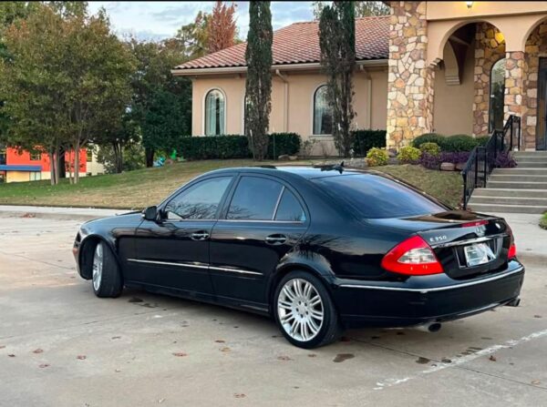 2008 mercedes E350 - Image 9