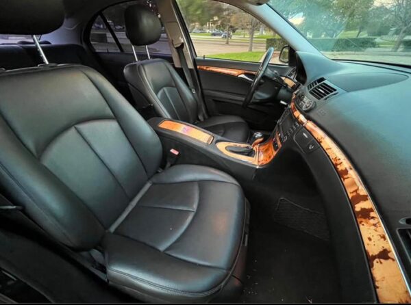 2008 mercedes E350 - Image 12