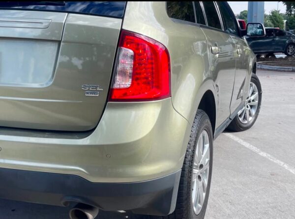 2012 Ford Edge SEL - Image 8