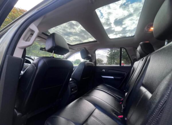 2012 Ford Edge SEL - Image 12