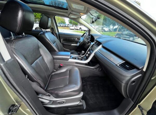 2012 Ford Edge SEL - Image 16