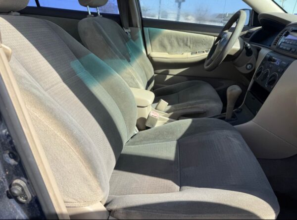 2006 Toyota Corolla - Image 11