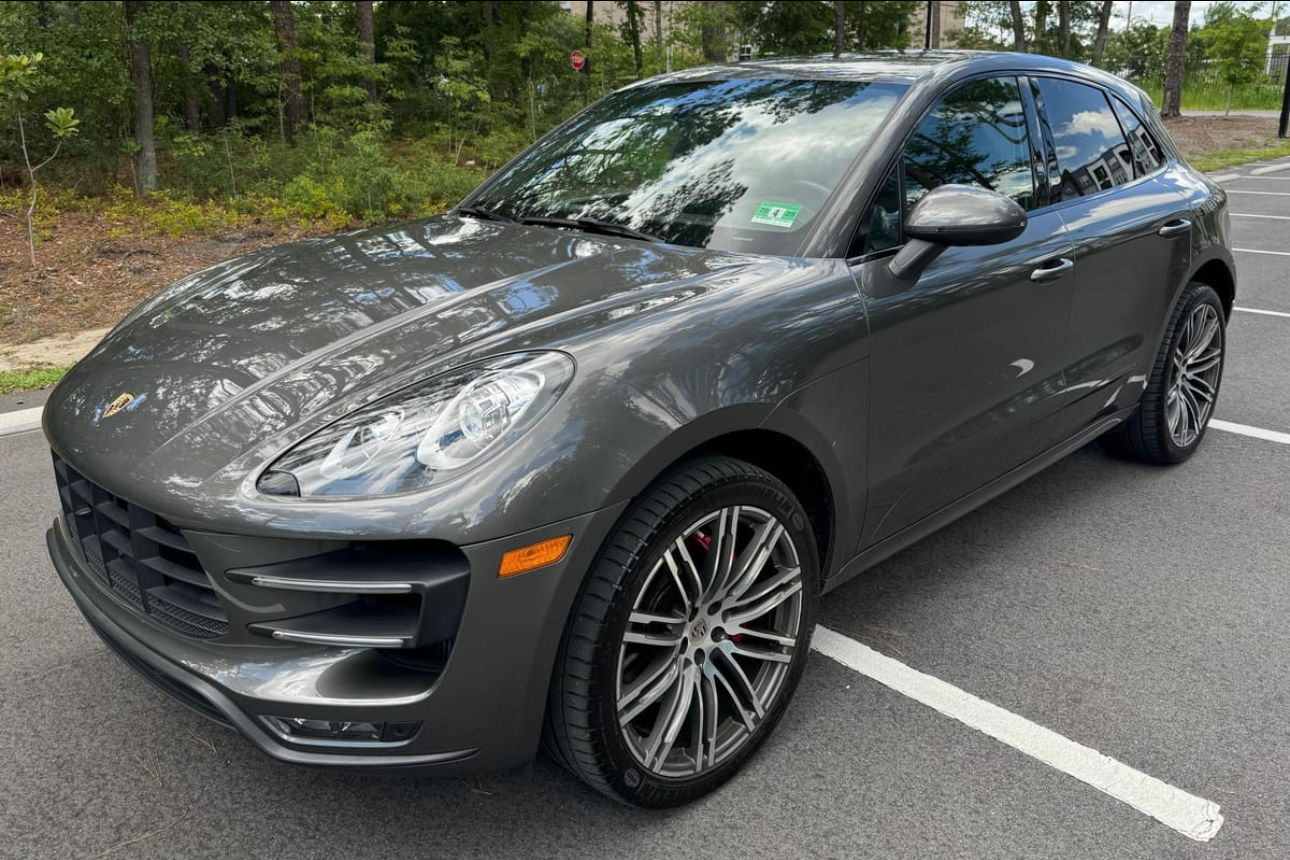 2015 Porsche Macan Turbo