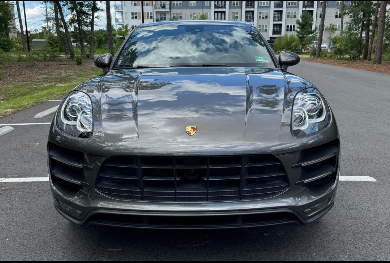 2015 Porsche Macan Turbo - Image 4