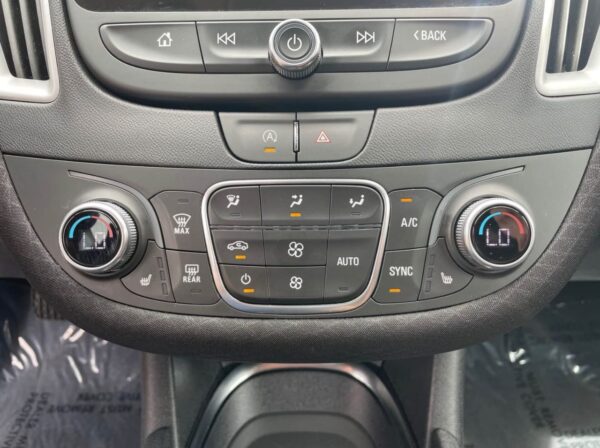 2024 Chevrolet Malibu · 1LT Sedan 4D - Image 8