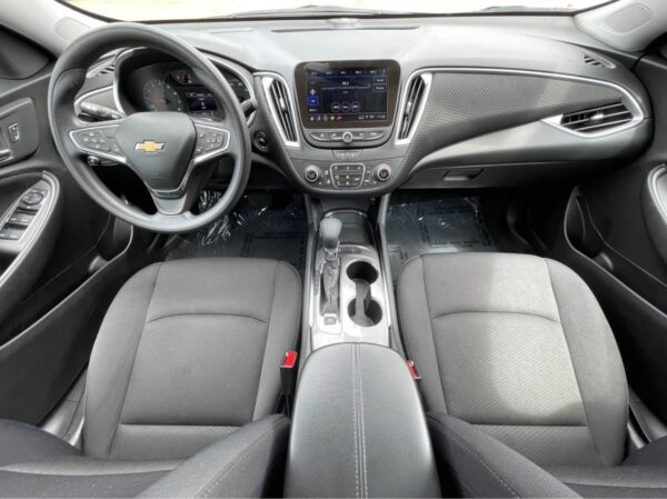 2024 Chevrolet Malibu · 1LT Sedan 4D - Image 12