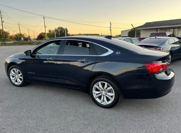 2018 Chevrolet impala LT Sedan 4D - Image 4