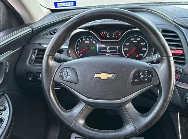 2018 Chevrolet impala LT Sedan 4D - Image 12
