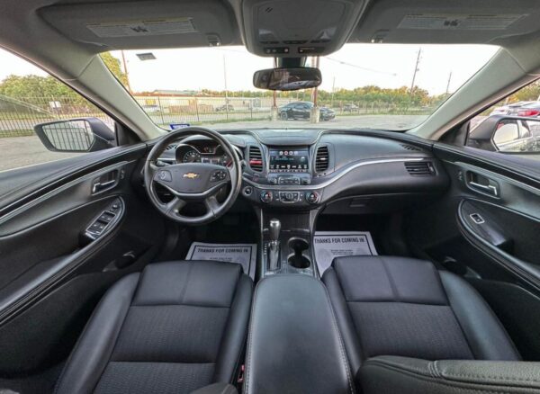 2018 Chevrolet impala LT Sedan 4D - Image 14