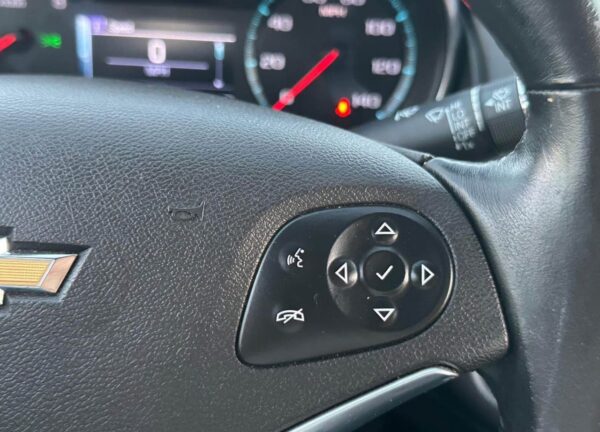 2018 Chevrolet impala LT Sedan 4D - Image 15