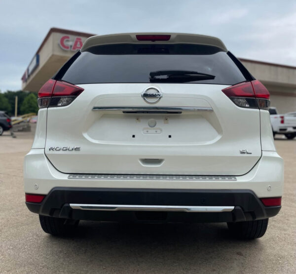 2020 Nissan Rogue · SL Sport Utility 4D - Image 5