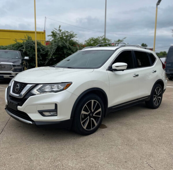 2020 Nissan Rogue · SL Sport Utility 4D - Image 4