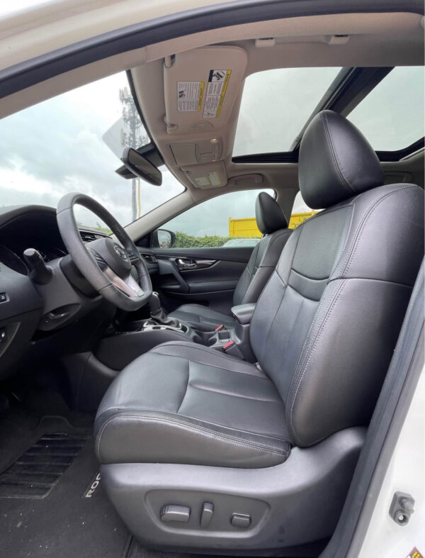2020 Nissan Rogue · SL Sport Utility 4D - Image 9