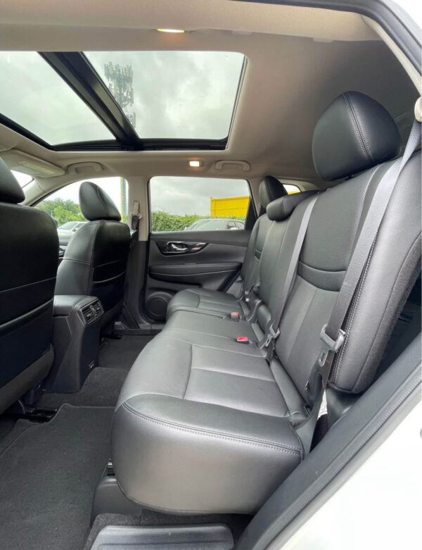 2020 Nissan Rogue · SL Sport Utility 4D - Image 7
