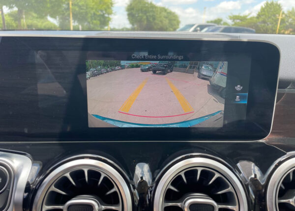 2021 Mercedes-Benz GLB · GLB 250 Sport Utility 4D - Image 16