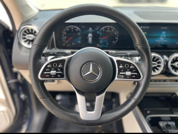 2021 Mercedes-Benz GLB · GLB 250 Sport Utility 4D - Image 19