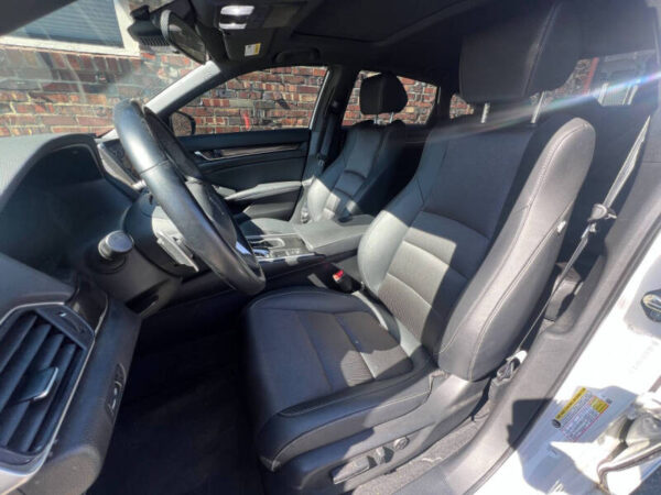 2020 Honda Accord Sport - Image 13