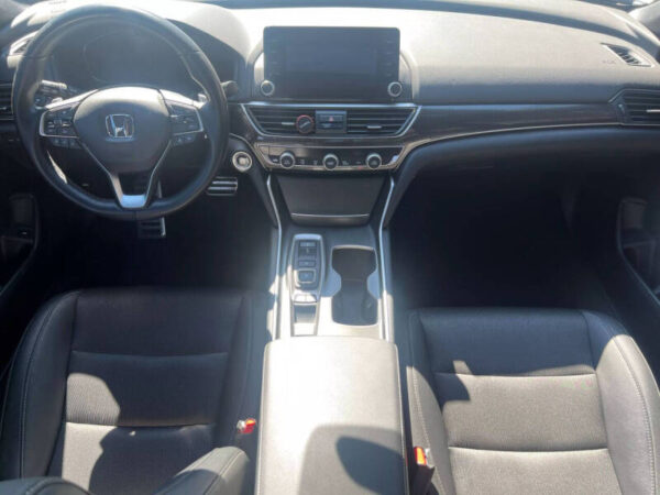 2020 Honda Accord Sport - Image 17
