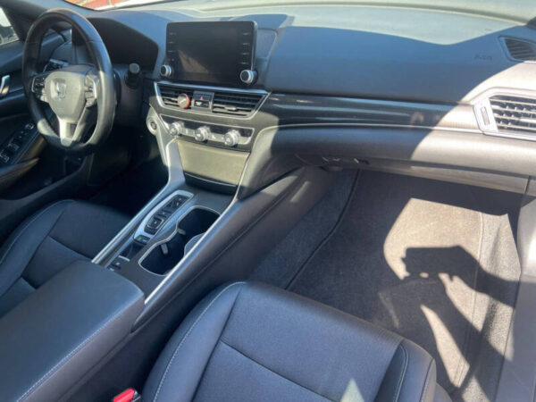 2020 Honda Accord Sport - Image 20