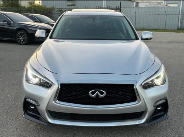 2018 Infiniti Q50 · 3.0t LUXE Sedan 4D - Image 5