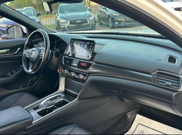 2020 Honda Accord · Sport Sedan 4D - Image 12