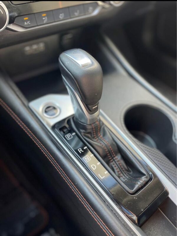 2021 Nissan Altima 2.5 SR Sedan 4D - Image 6