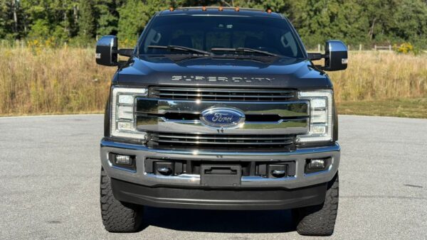 2018 Ford F-250 Lariat Crew Cab 6.7L V8 Powerstroke 4x4 - Image 6